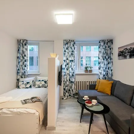 Shortstaypoland Sliska Apartment *